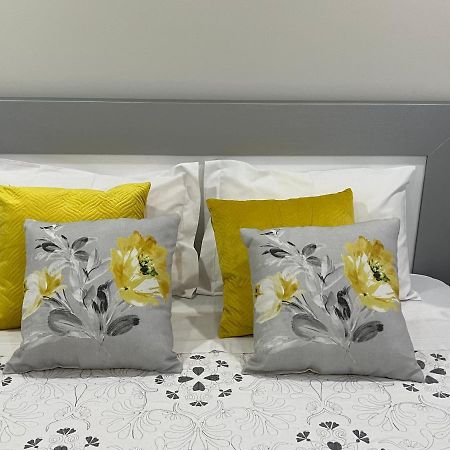 פארדס דה קורה Casa Das Flores Ll מראה חיצוני תמונה